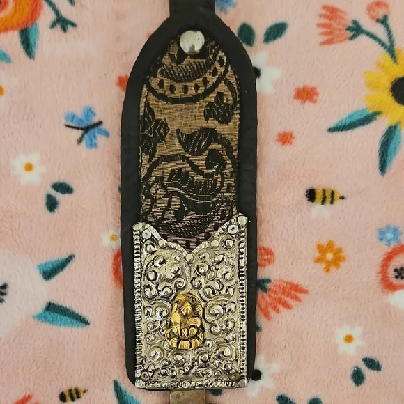 Elegant Multicolor Women's Belt